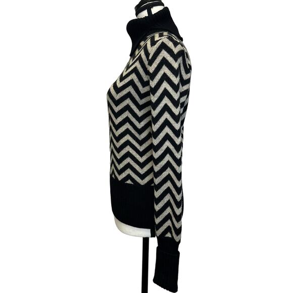 Kenneth Cole New York Black & White Chevron Turtleneck Sweater Small Merino Wool - Picture 2 of 8